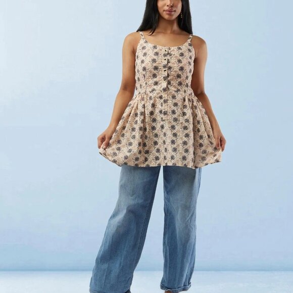 Cream Printed Short Top for Stylish Outfits | Muvvas Boutique - Picture 3 of 5